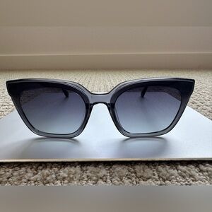 Vedi Vero Cormano Gray Sunglasses